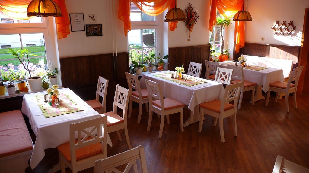 Werners Landgasthaus Lieskau Esterno foto