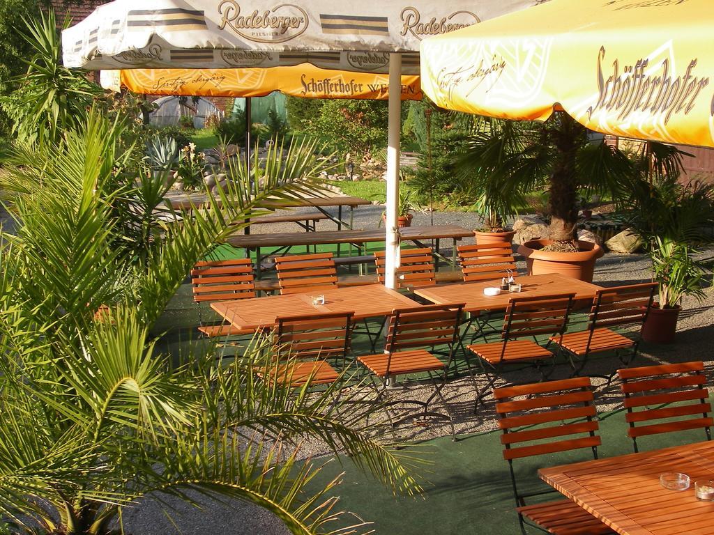 Werners Landgasthaus Lieskau Esterno foto