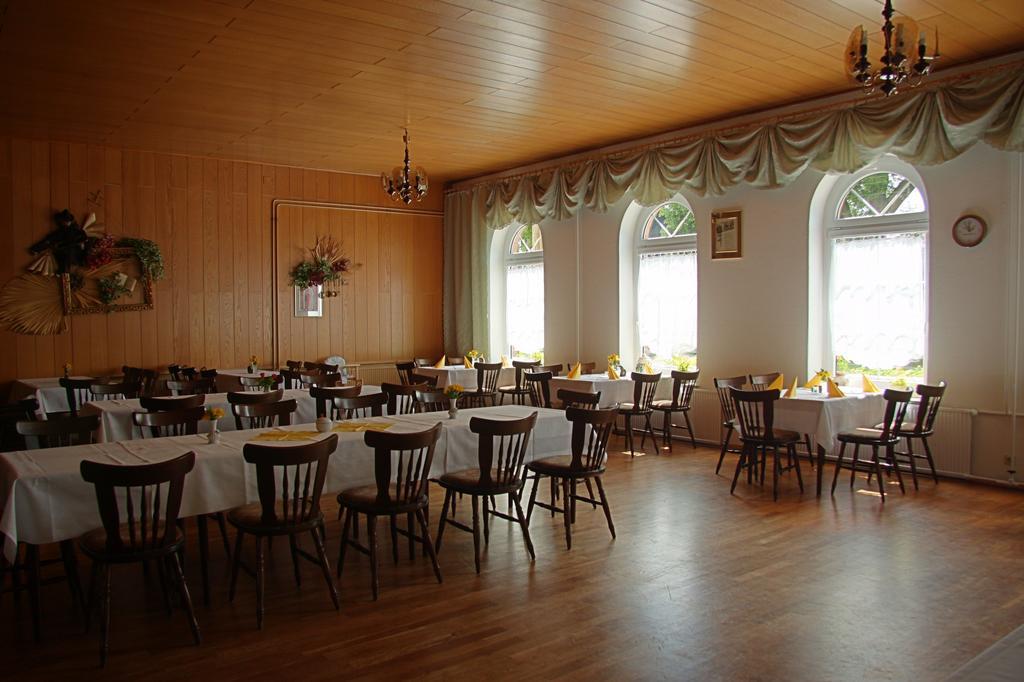 Werners Landgasthaus Lieskau Esterno foto